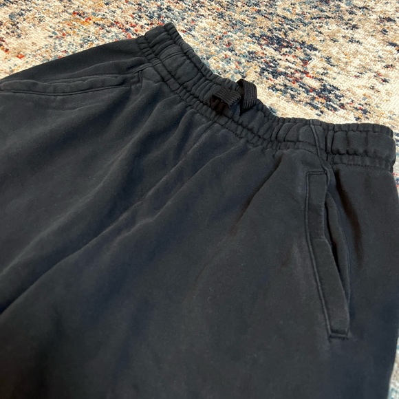 Boys Nike Standard Fit Shorts - Picture 3 of 5